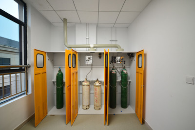 集中供气-钢瓶存储